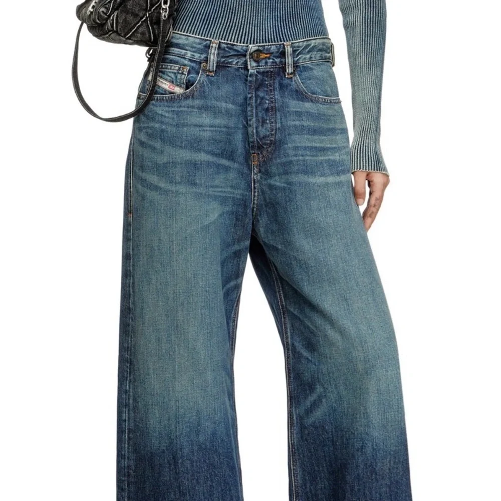 Diesel: Relaxed Jeans 1996 D-Sire 09h59 (size 26) - Picture 2 of 11